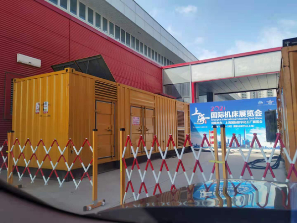 弥渡发电车出租-发电机无电压或电压太低怎么办？
