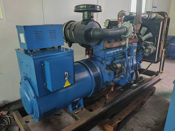 弥渡100kW柴油发电机组使用多级机油有哪些优缺点？